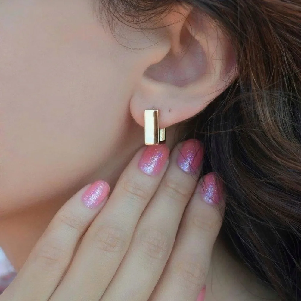 Rectangle Hoop Earrings | 14K Gold Plated Luxury Jewelry - Picture 2 of 7